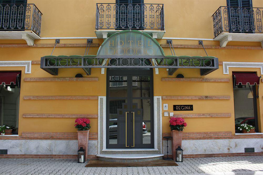 Hotel Regina ฟอร์เต เดย์ มาร์มี ภายนอก รูปภาพ